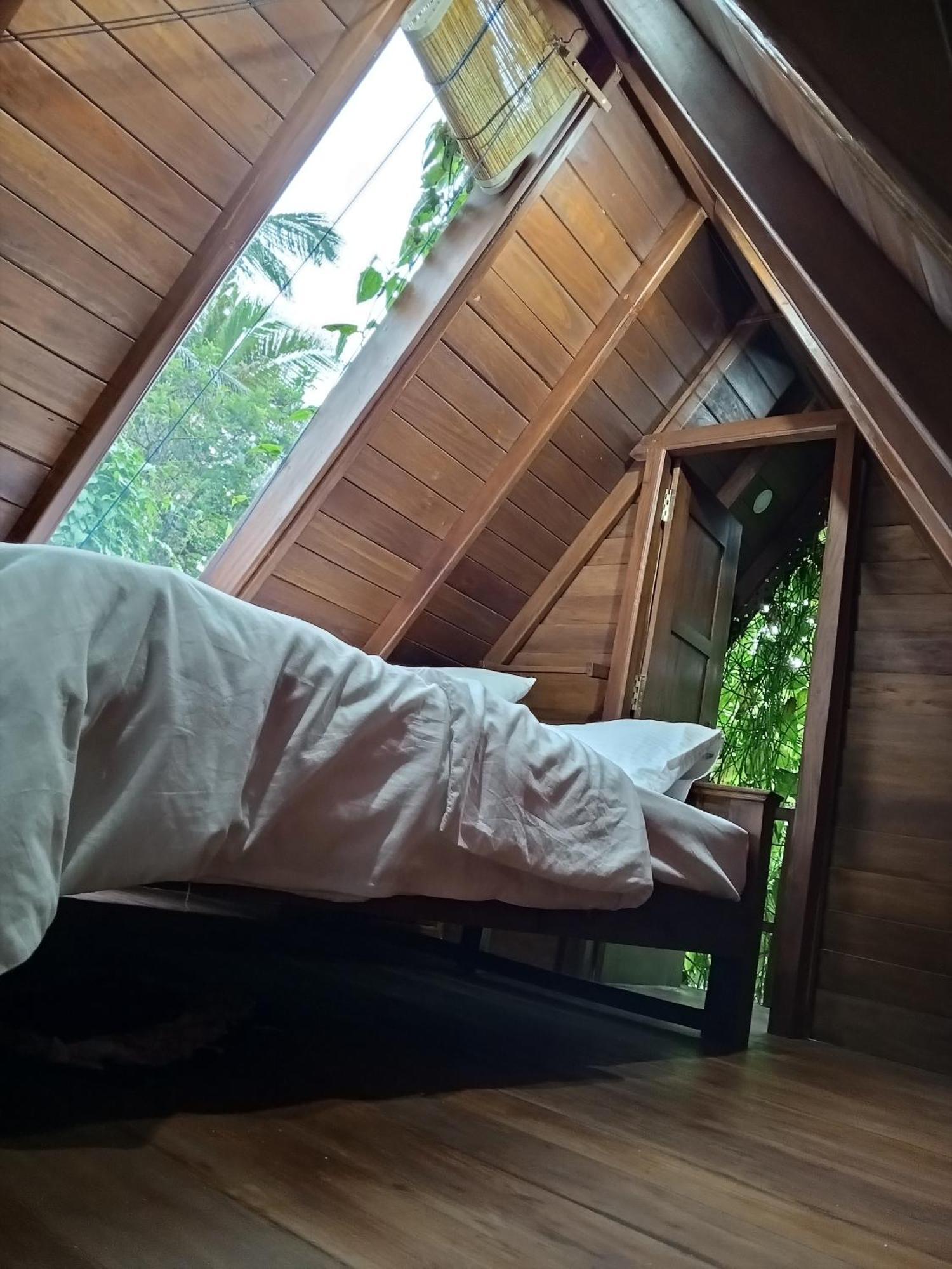 Sky View Cabin Unawatuna Exterior photo